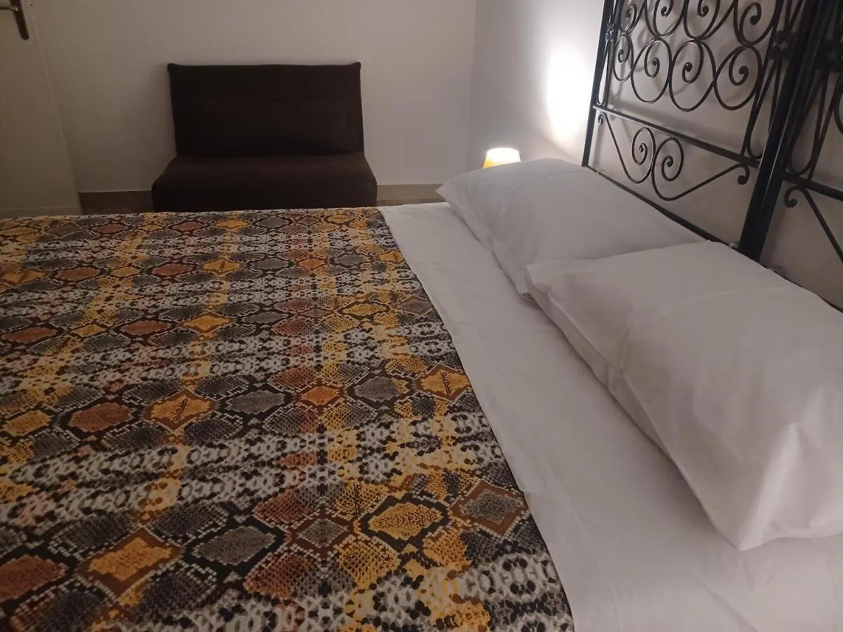 Holiday home La Casetta Al Mare Palermo Italy