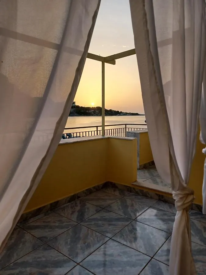 La Casetta Al Mare Palermo Holiday home