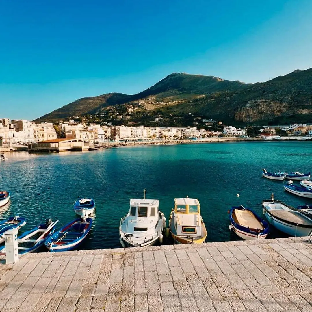 La Casetta Al Mare Palermo Italy